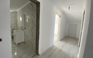 Valu lui Traian (COD 07) Casă P+M cu 5 camere, teren de 517 mp - Poză 16