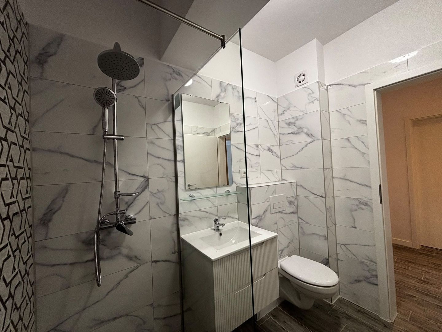 STUDIO PREMIUM CU PARCARE SUBTERANĂ, 5 minute pasarela Berceni - Poză 10