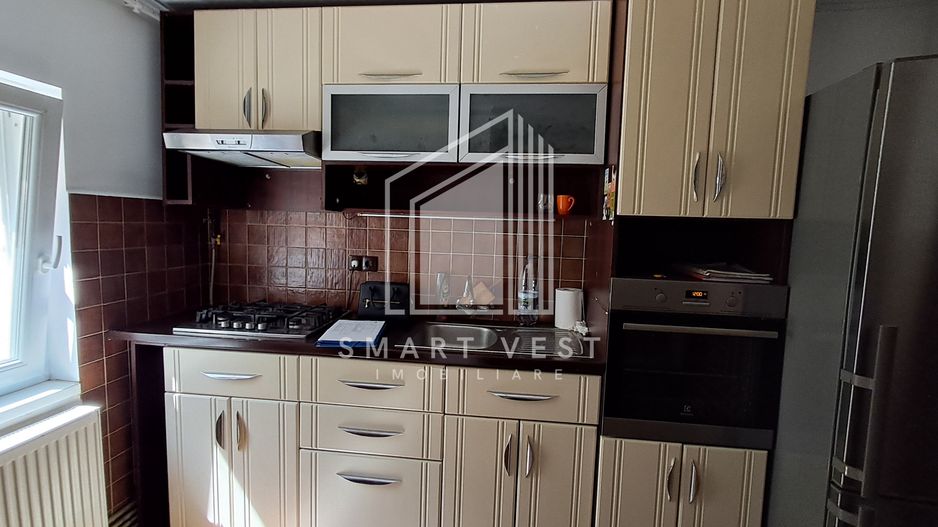 Apartament 4 camere |  Etajul 1 | Zona Micro 16 - Poză 4