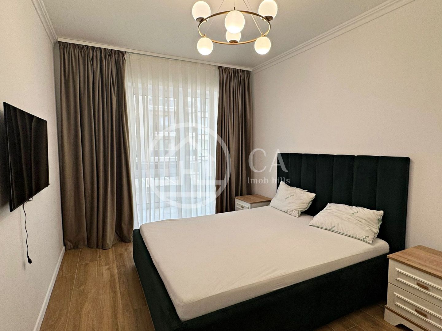 Apartament LUX de închiriat cu 2 camere în PRIMA ARENA, Oradea - Poză 1