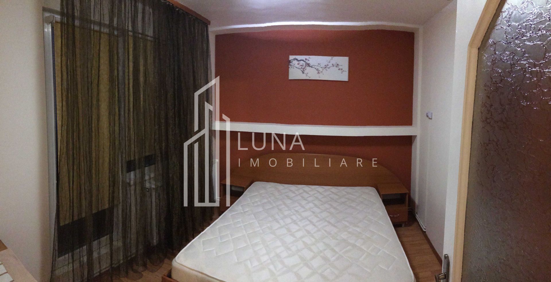 Închiriere apartament cu 3 camere - Poză 1