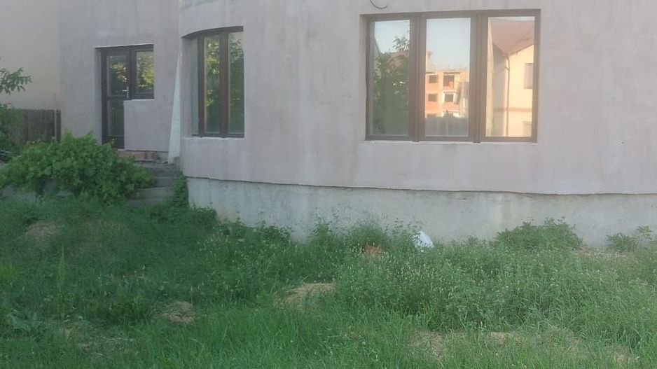 Casa de vanzare | semifinisata | Dudu | teren generos - Poză 1