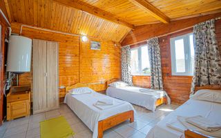 🏖️ Vama Veche – 2 vile turistice, 13 camere, afacere la cheie! - Poză 10