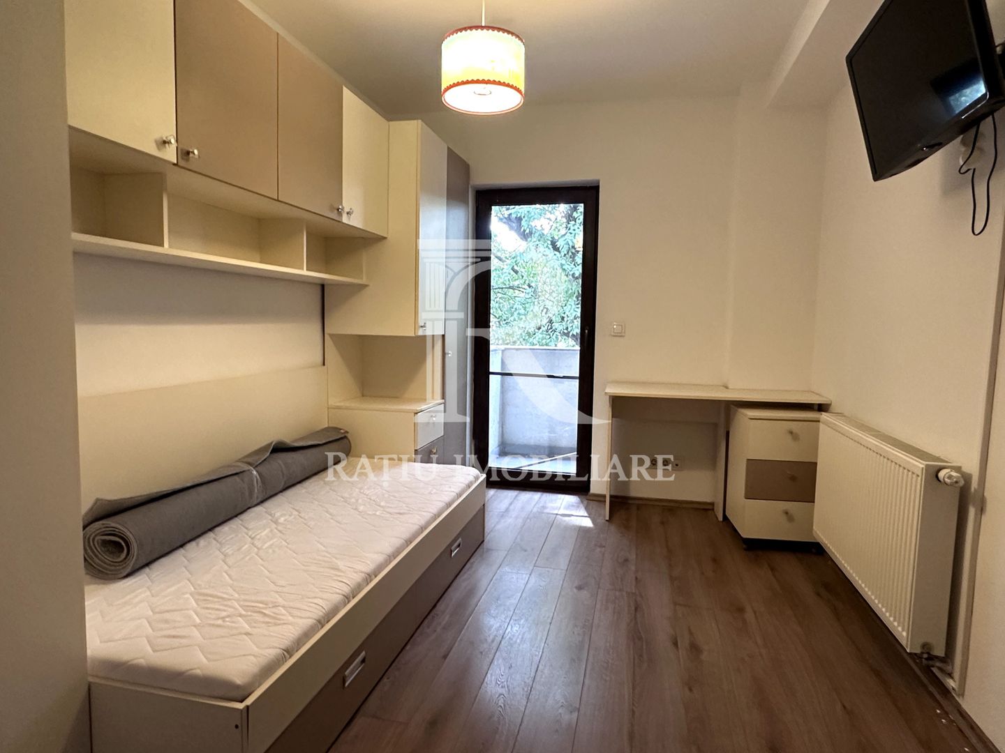 Apartament cu 3 camere | Ultracentral | Oradea - Poză 9