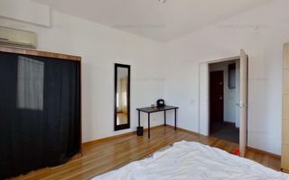 Blvd. Balcescu langa metrou Universitate, 4 camere, terasa de 50mp, 3 bai - Poză 17