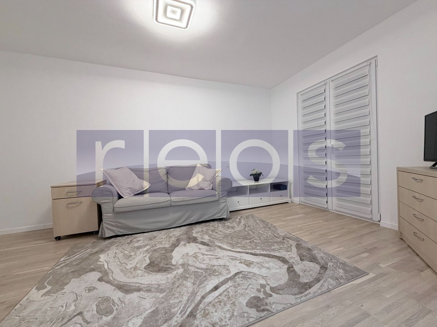 VANZARE 3 CAMERE | ETAJ 1/1 | LOC PARCARE INCLUS | VEDERE PISCINA | COSMOPOLIS - Poză 5