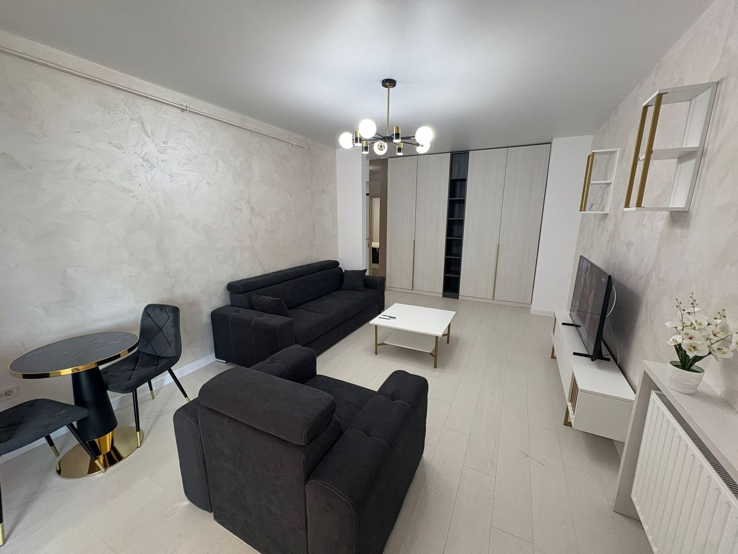 Închiriere apartament 2 camere, mobilat, prima închiriere - Poză 2
