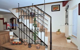 AZURA Imobiliare Pitesti - Casa Gavana Pozitie Excelenta - Poză 17