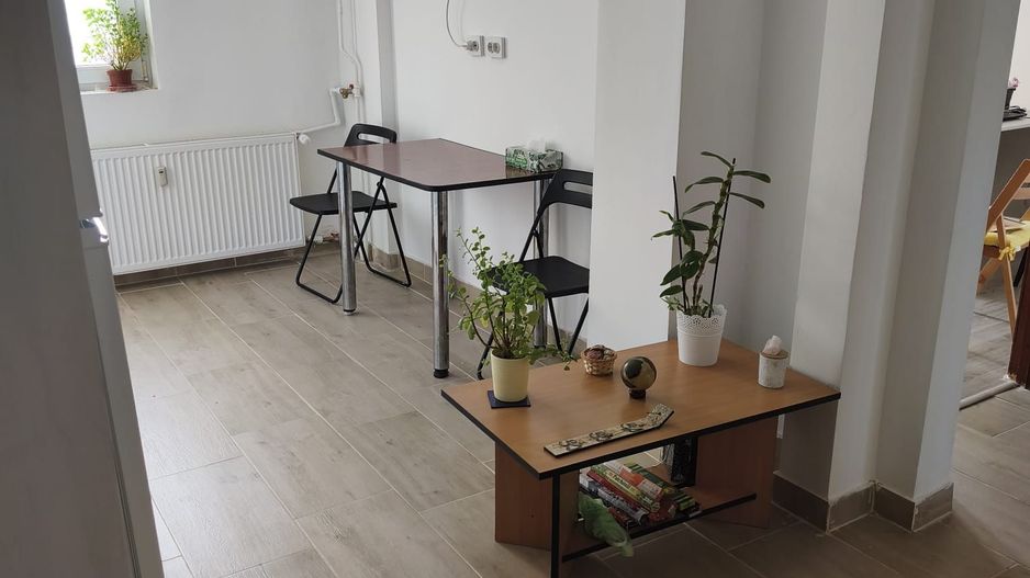 APARTAMENT LUMINOS METROU PIATA MUNCII - Poză 3