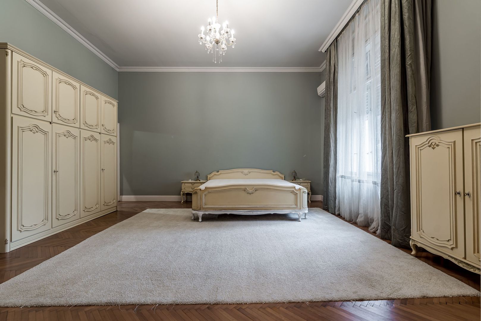 Apartament spatios cu 3 camere de LUX pe Metianu Comision 0 - Poză 8