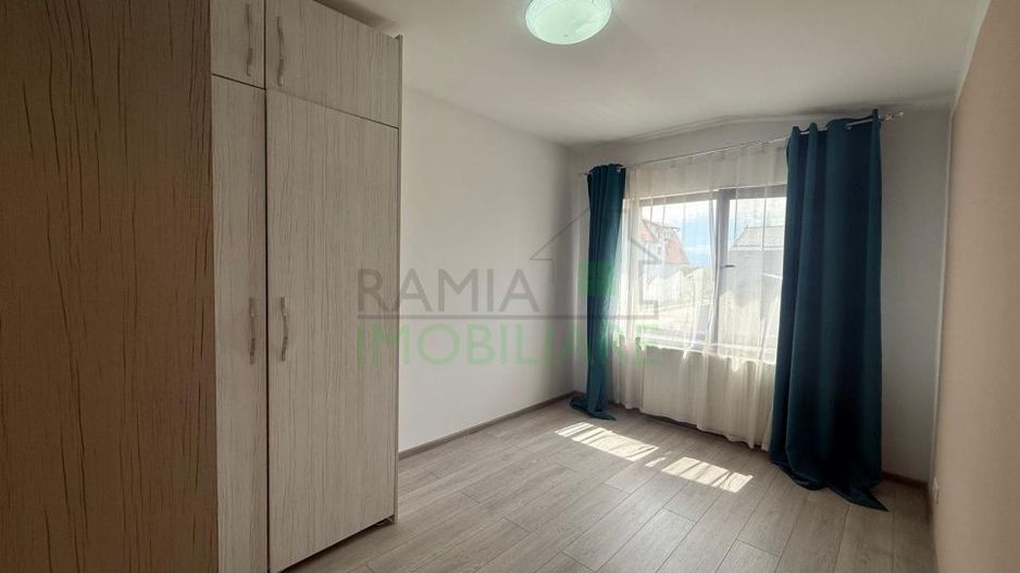 Casă Înșiruită Hărman 4 Camere, Curte Teren 225 mp - Poză 8