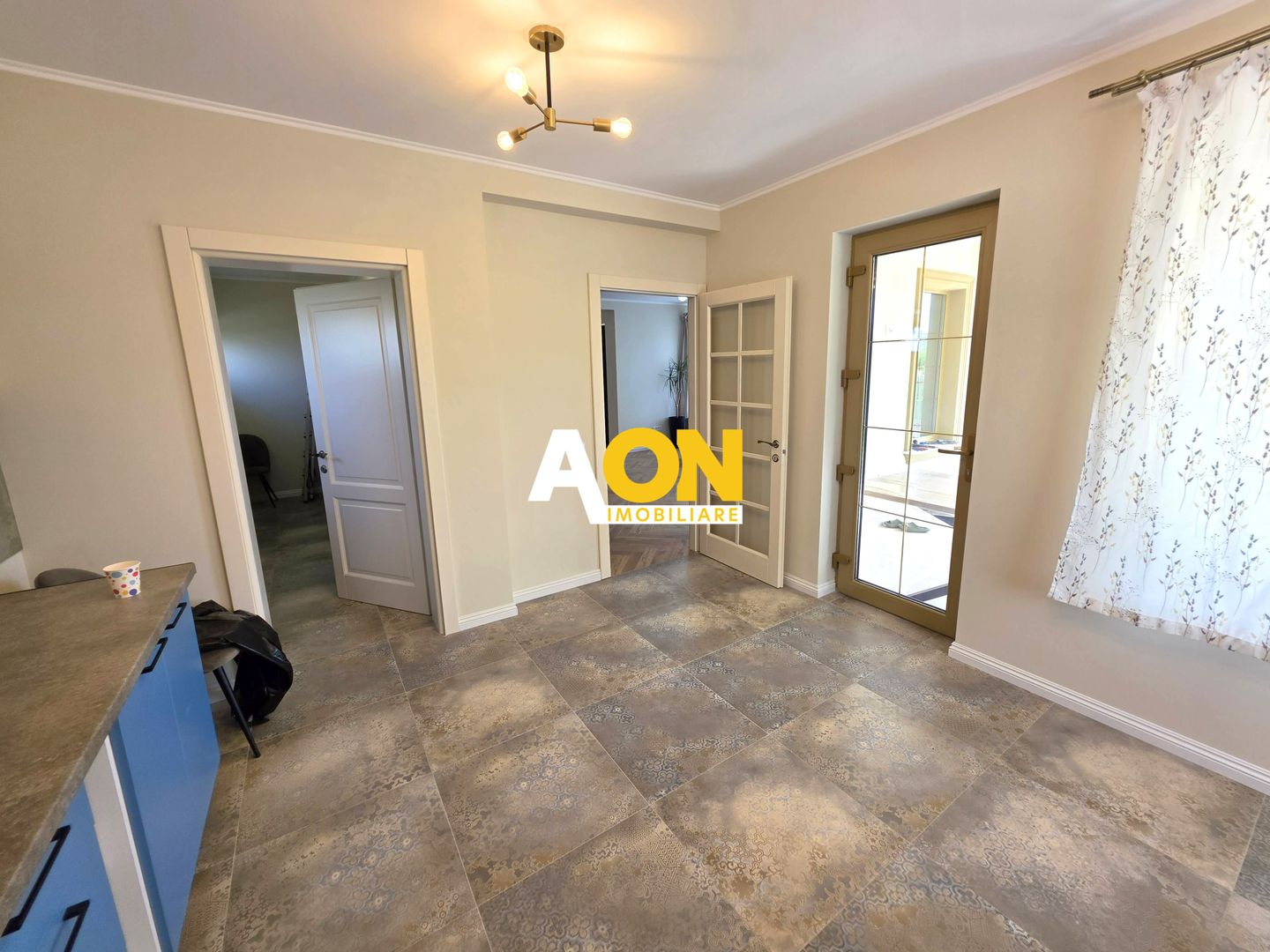 Casă nouă, 4 camere, mobilată, utilată, 418 mp teren, Micești - Poză 8