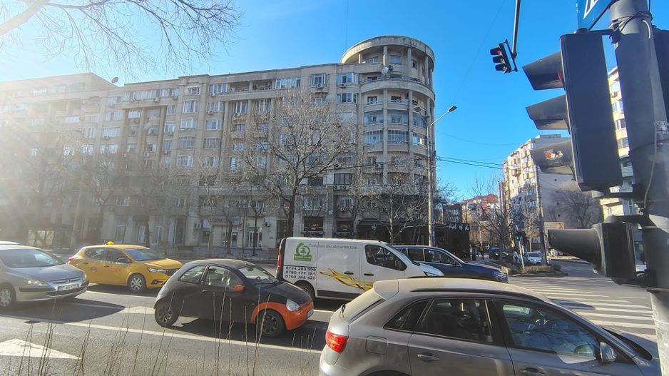 Chirie 3 camere I Bd Decebal I Mobilat - Poză 1