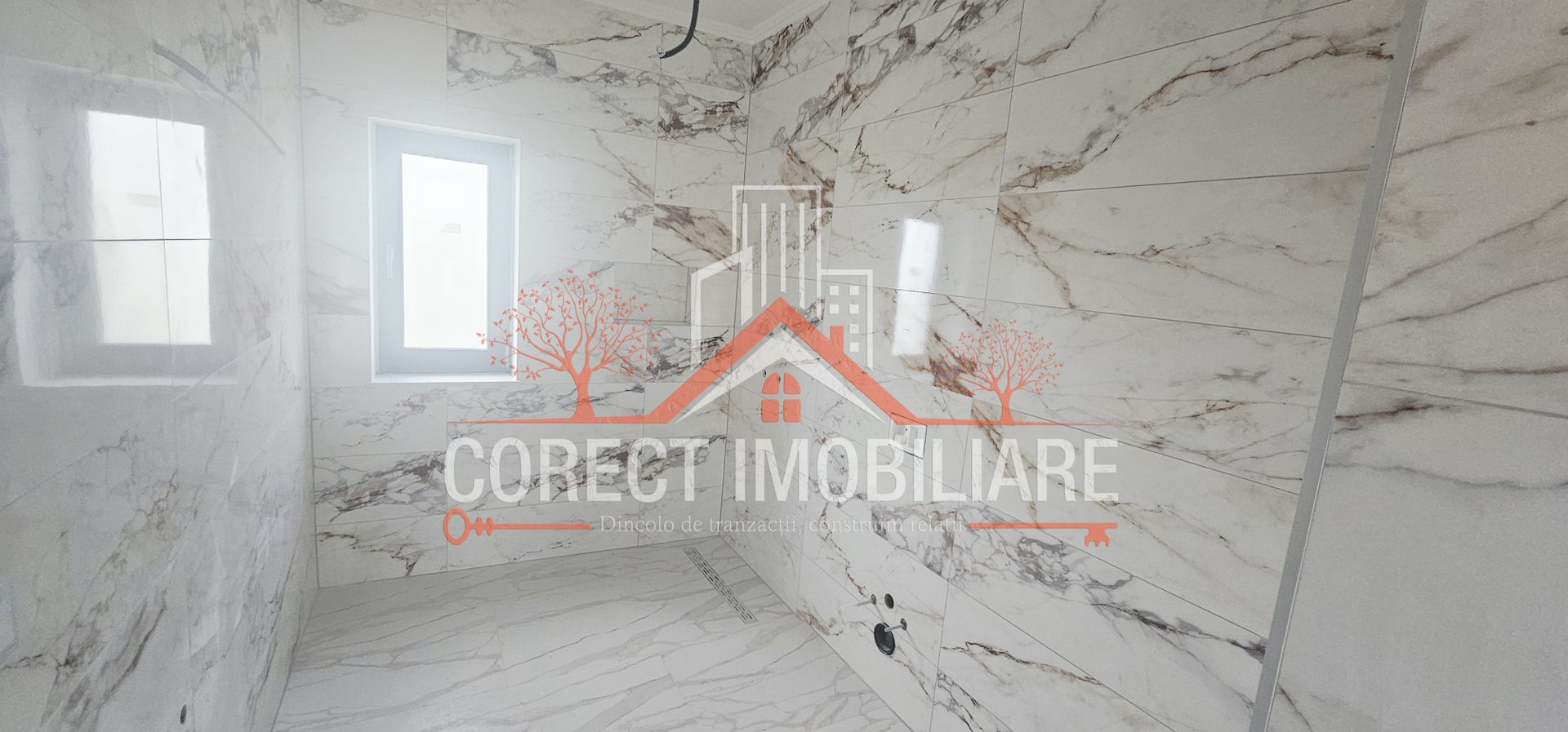 Casa premium 120 mp  utili panorama de vis - Poză 5