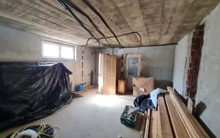 Casa 5 Camere, 284 mp, Teren 459/913, Toate Utilitatile, Zona Arex - Poză 4