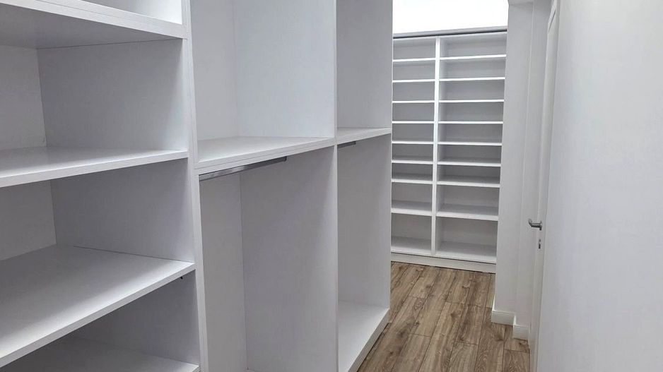 Apartament 2 camere Sisesti / loc de parcare inclus - Poză 4