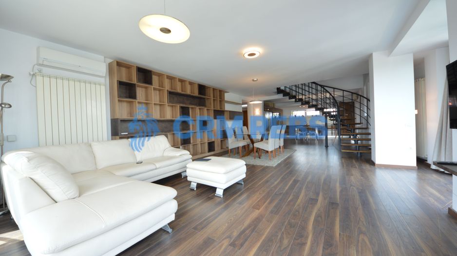 Apartament cu 3 camere în zona Basarab - Poză 3