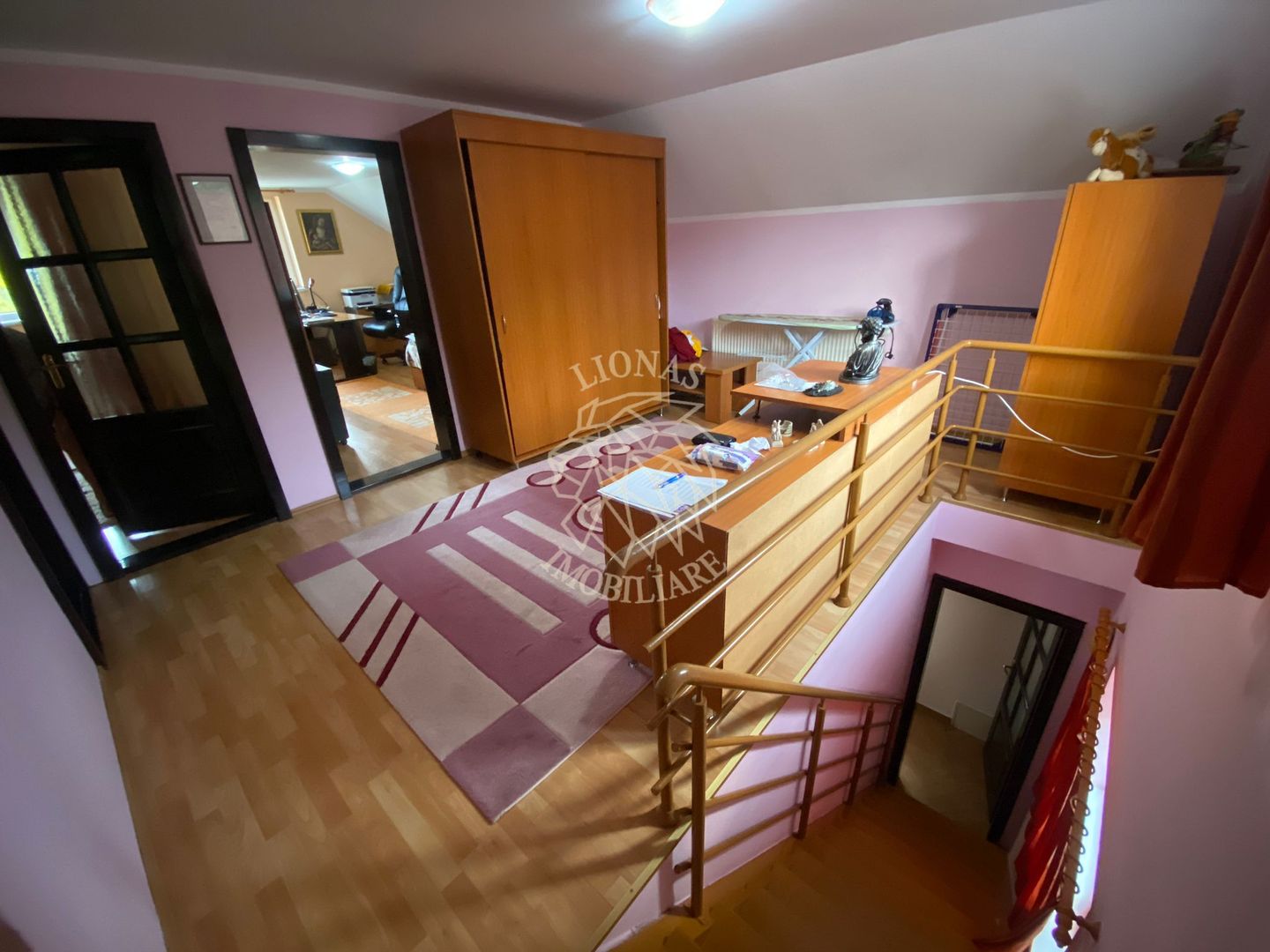 Casa 210 mp-garaj-curte amenajata-panouri solare-Ghinda - Poză 6