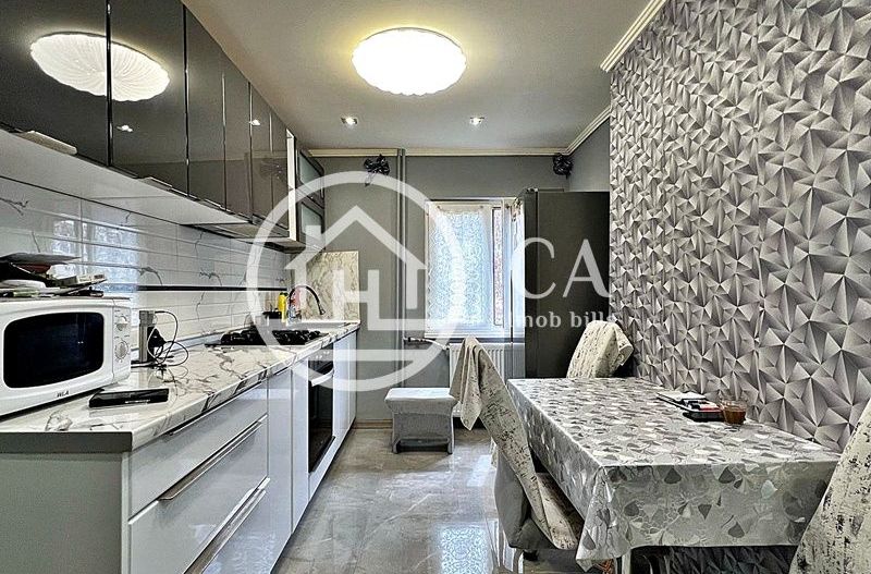 Apartament de vânzare cu 2 camere în zona Nufărul, Oradea - Poză 3