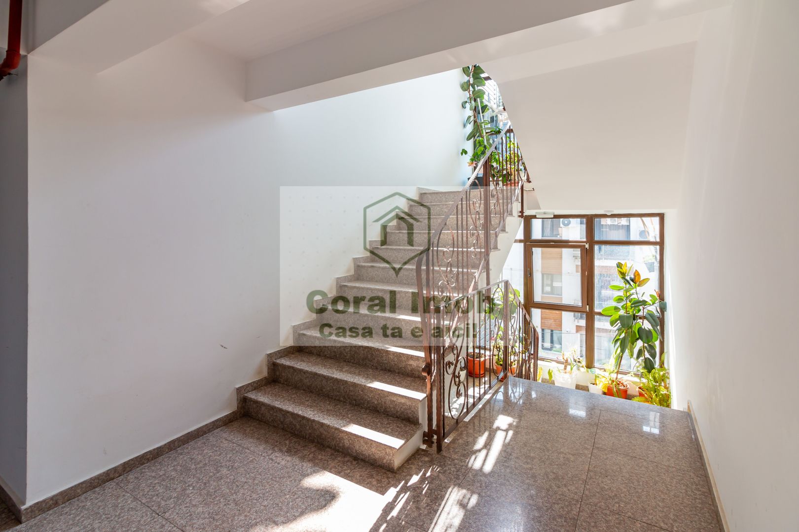 Ocazie de neratat! Apartament 3 camere cu parcare proprie se vinde  la - Poză 16