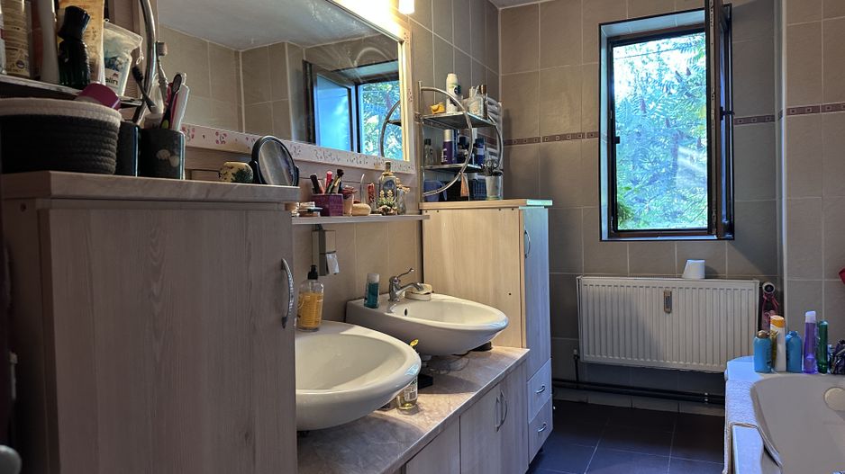 Vanzare casa in Pucioasa, Dâmbovița - 4 camere - teren 5.808 mp - Poză 16