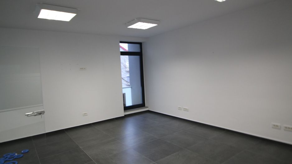 Spațiu de birouri de 110mp de închiriat  - Dumbravita - Poză 9