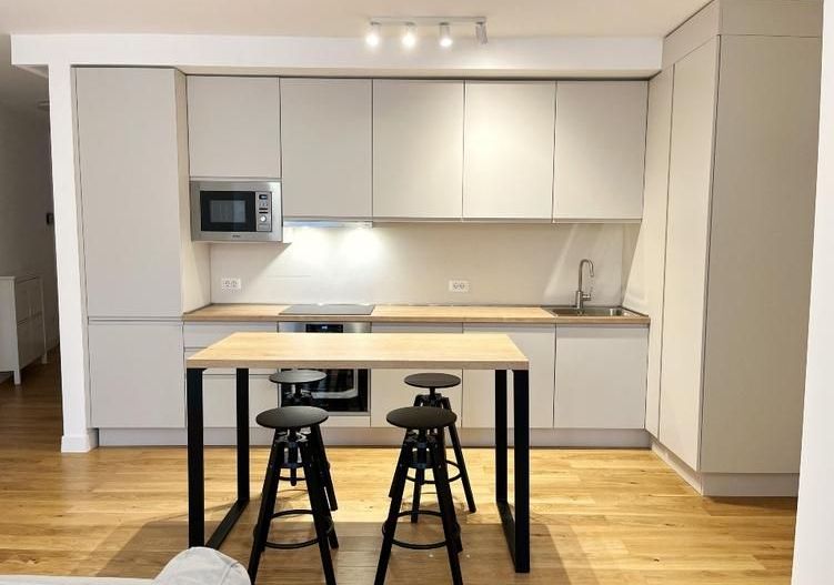 Apartament spatios 2 camere Carmen Sylva Residence cu loc de parcare - Poză 4