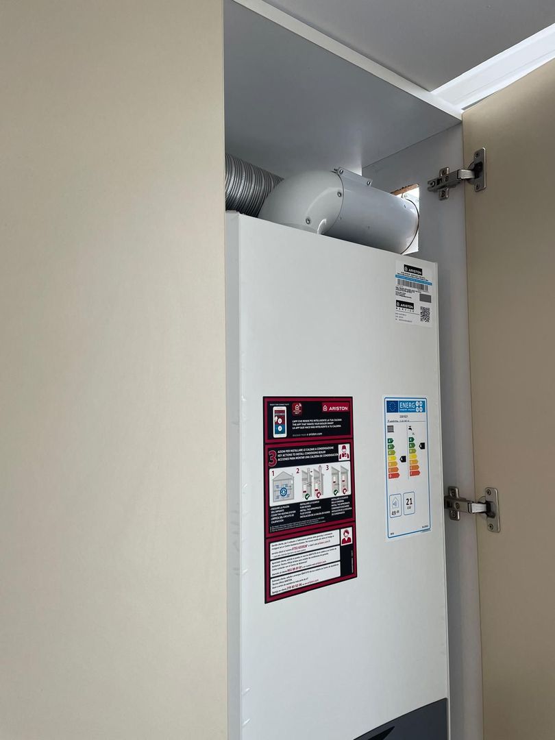 Apartament cu o camera – Faleza Dunarii, langa Union Jack, 44 mp - Poză 8