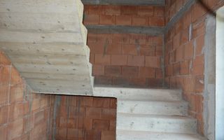 Casă 5 camere Siliștea Nouă/Suceava - Poză 32