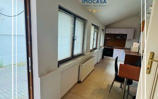 De vanzare Apartament 3 camere, renovat, Eminescu, ultracentral Arad - Poză 1