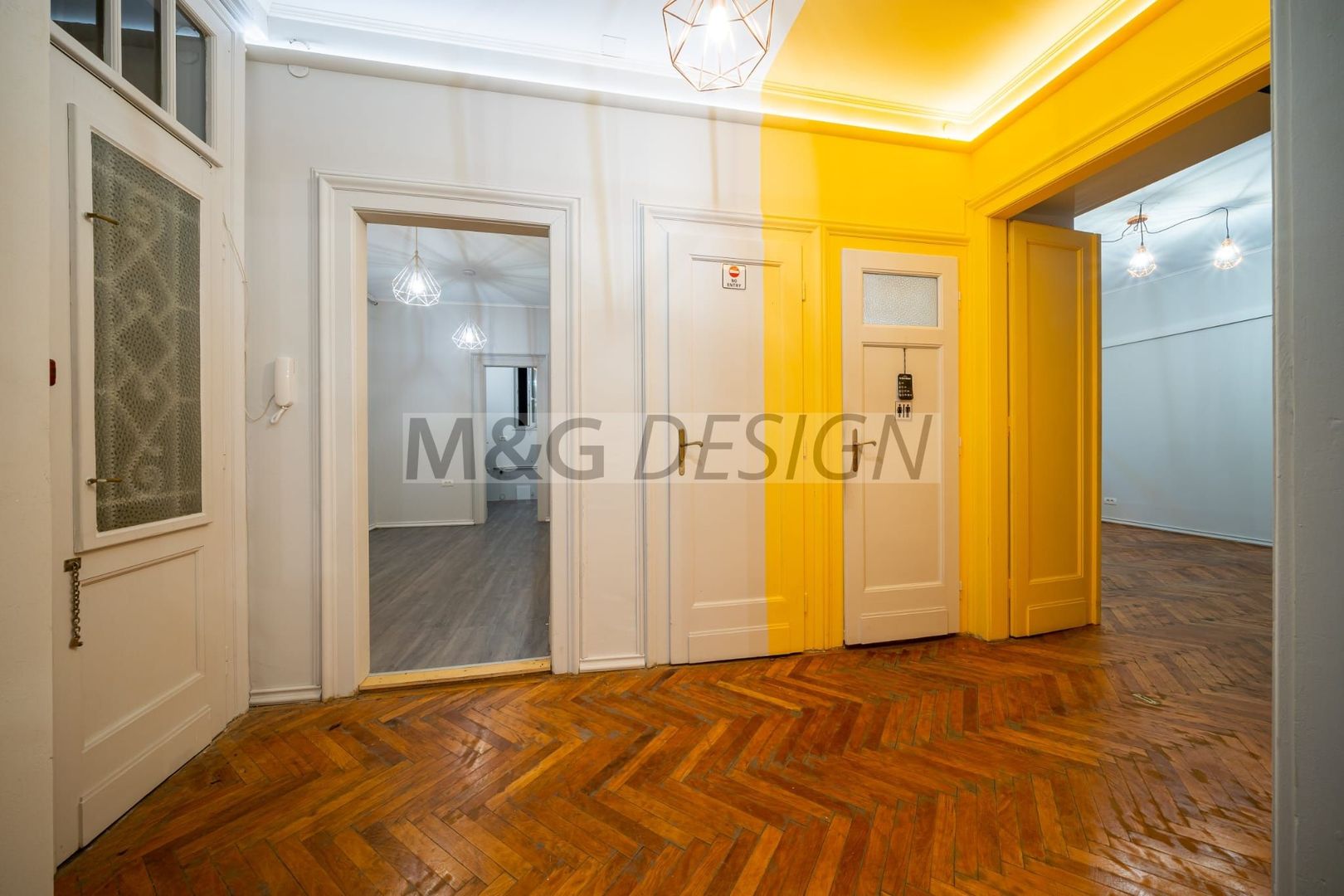 Apartament cu 4 camere la casa, zona Balcescu-ideal birouri - Poză 1