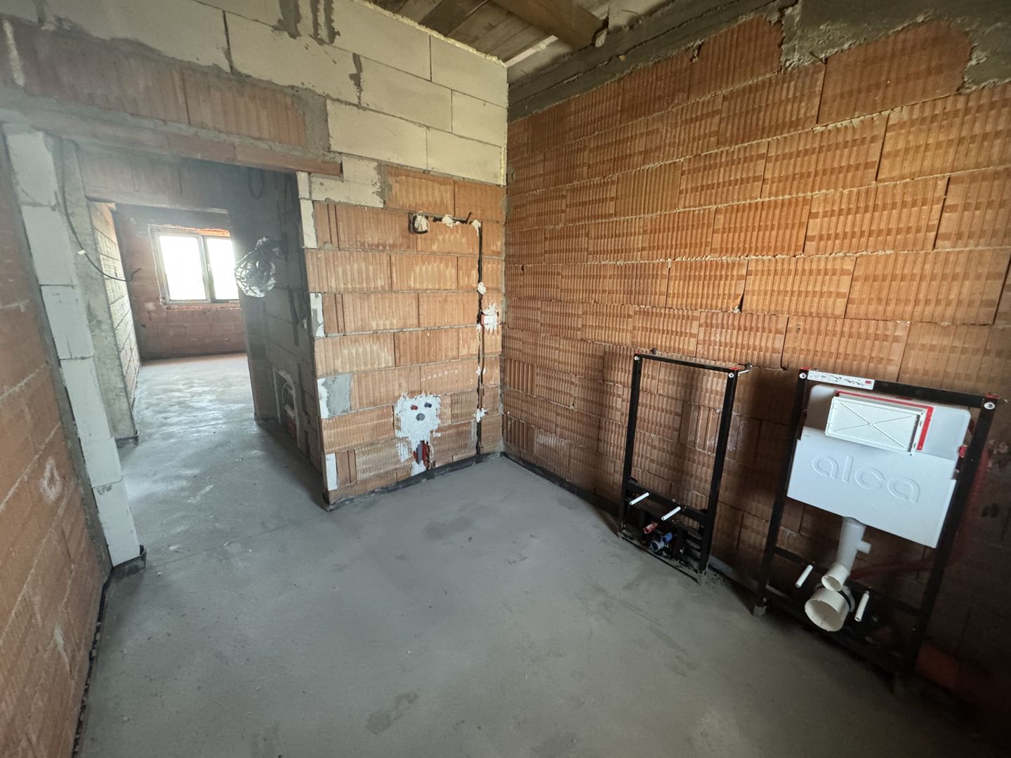 Sacalaz, 1/2 Duplex P+M, 4 Camere,2 Bai,Terasa Acoperita - Poză 12