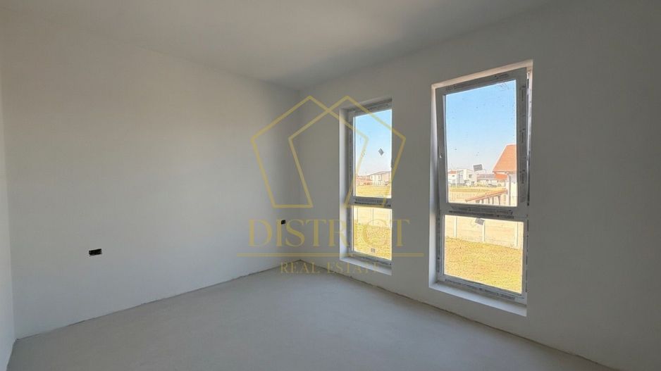 Duplex cu 4 camere, despărțit prin camera tehnica | Mosnita Noua | Barista - Poză 9