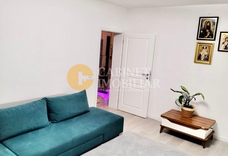 Etaj 1  Apartament 2 camere decomandat loc parcare - Poză 2