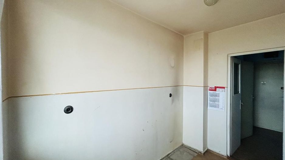 Apartament de vanzare 2 camere cu balcon mare și pivniță, zona Rahovei - Poză 4