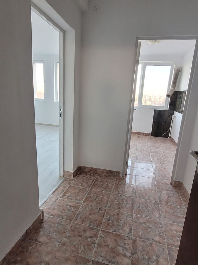 De vanzare Apartament 2 camere Apusului - Poză 4