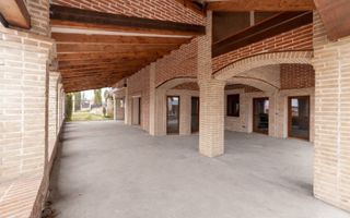 Vila impunătoare in stil italian - Ștefănești, Argeș - Poză 10