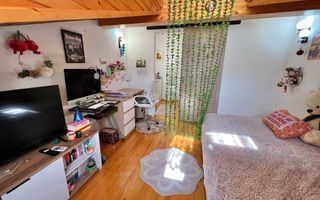 Casa 3 camere 80 mp utili curte comuna si balcon 3,75 mp în Ștrand - Poză 1