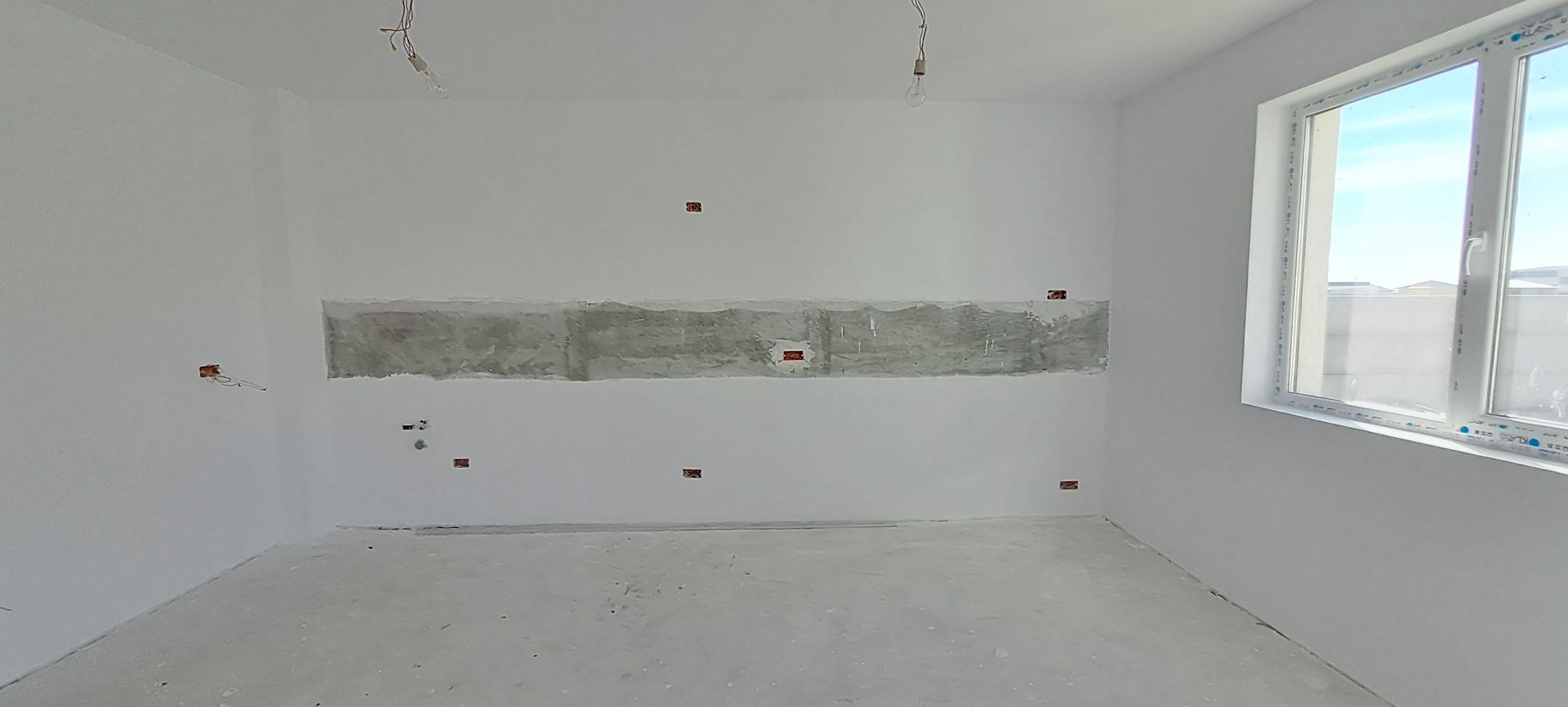 Dragomiresti Deal, casa individuala P+1+M, utilitati, stb la 700 metri - Poză 5