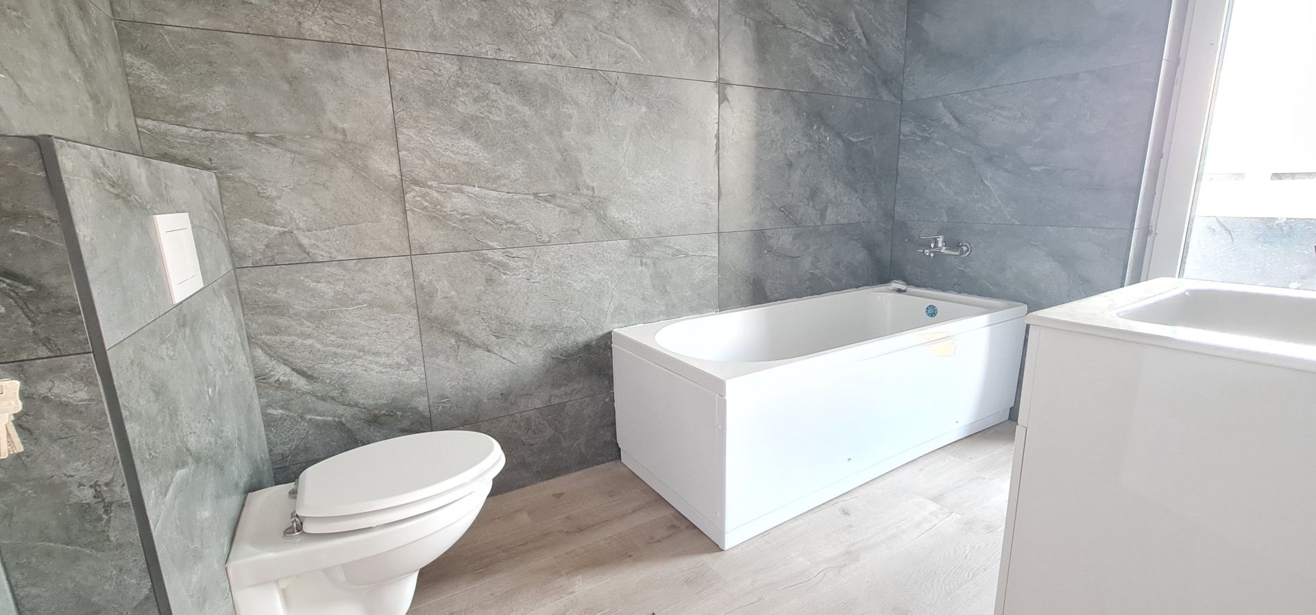 Casa individuala 4 camere 3 bai si garaj Cartier Izvor - Poză 6