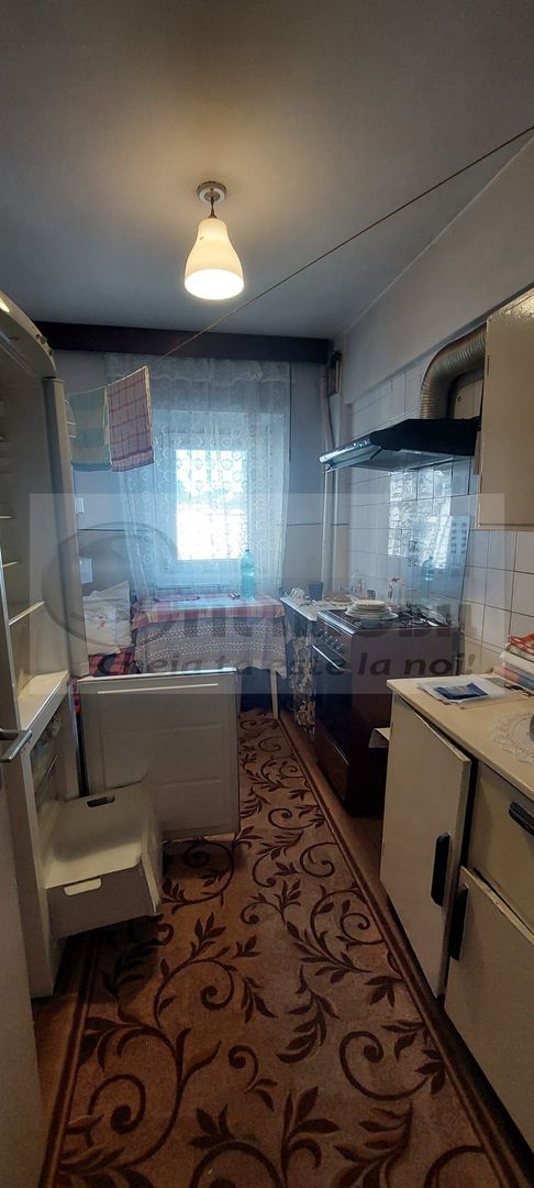 APARTAMENT 2 CAMERE DECOMANDAT PODU DE FIER 90000 EURO - Poză 6