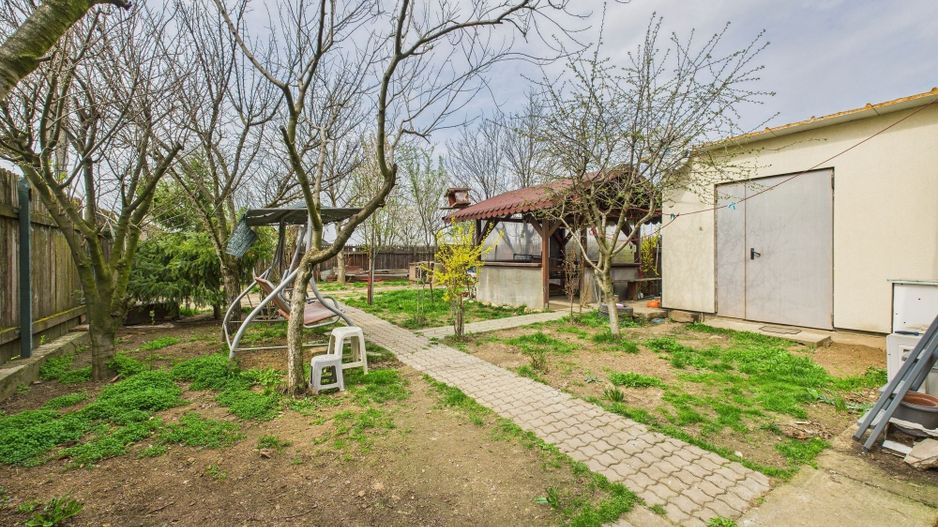 Adunații Copăceni Casă de vânzare Confort accesibilitate - Poză 8