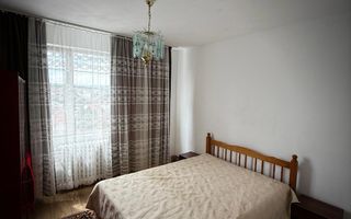 Apartament cu o priveliste superba chiar langa piata Hermes ! - Poză 4