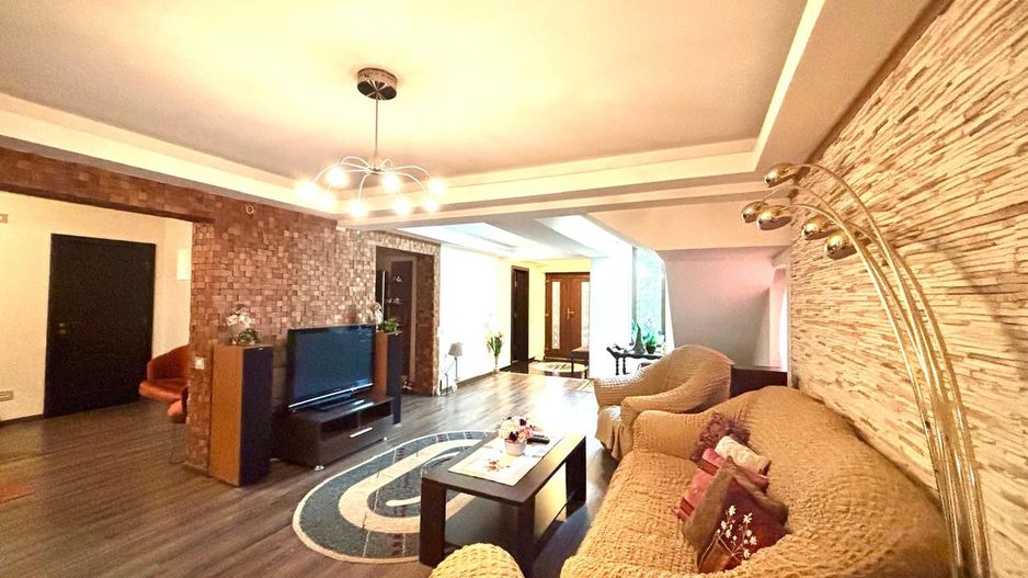 Casă individuală cu 5 camere - teren 800 mp | Șag - Poză 1