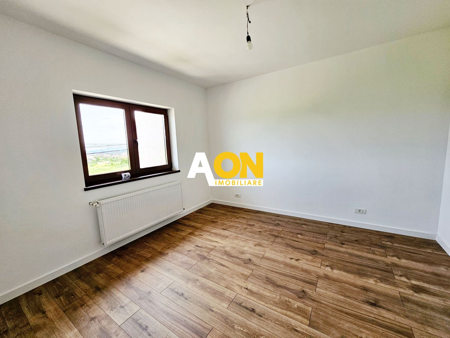 1/2 Duplex, 4 camere, 449 mp teren, asfalt, toate utilitatile, Cetate - Poză 13