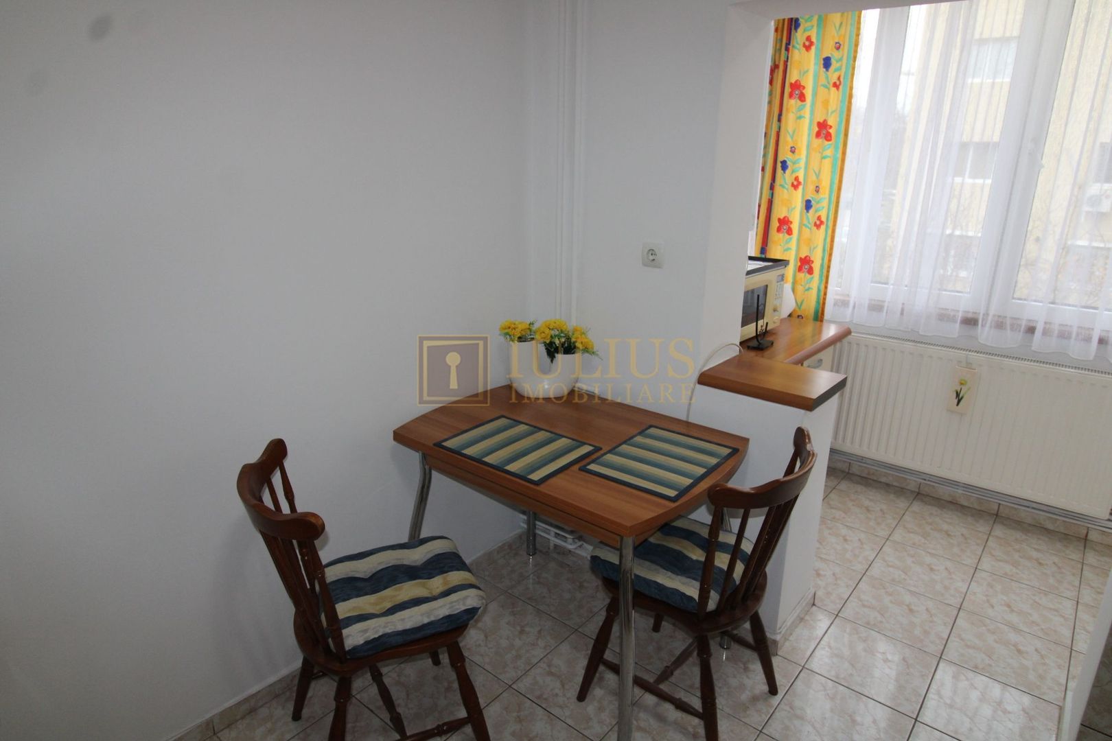 2 camere,  centrala proprie, la 3 minute de Spitalul Judetean - Poză 8