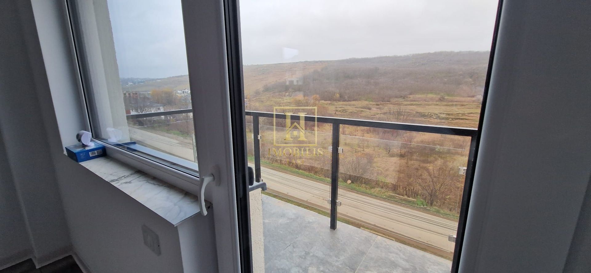 Apartament 2 camere SD INTABULAT Rediu 84000 euro loc parcare inclus - Poză 6