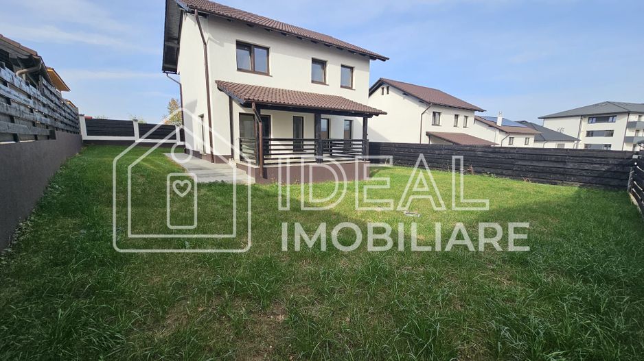 Casa Individuala cu 4 camere si garaj, in zona Lidl Selimbar - Poză 4