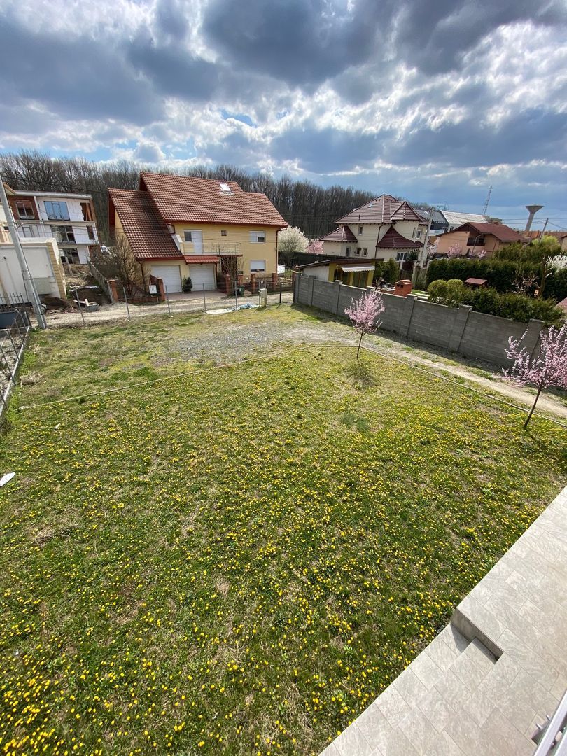 Casa In Dumbravita pretabila birouri sau alte activitati - Poză 25