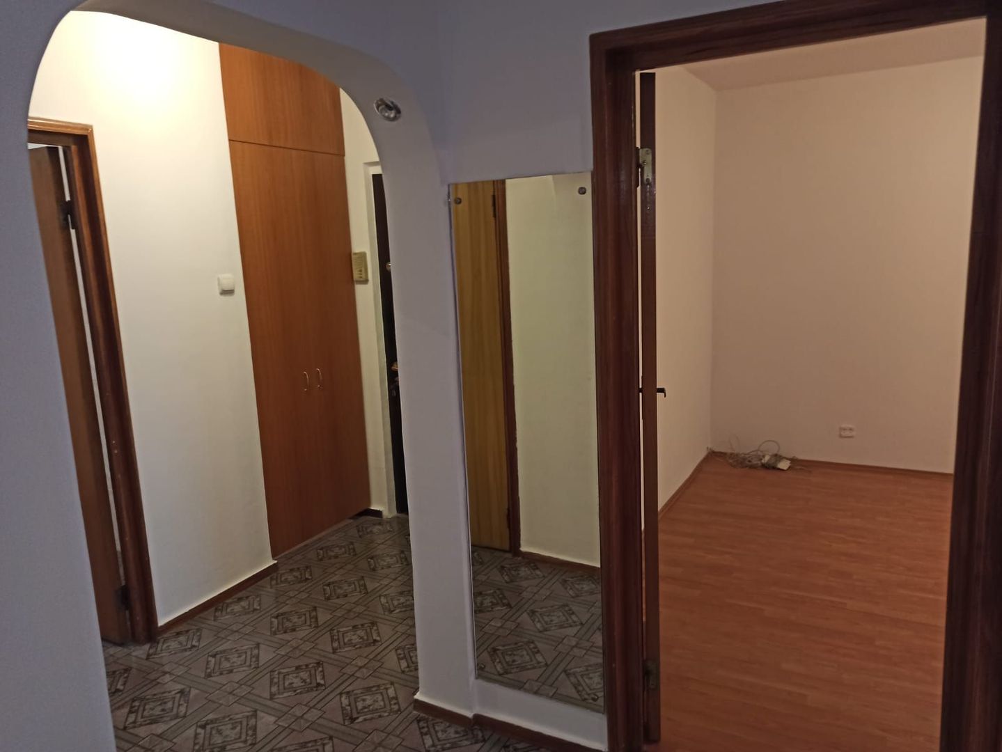 3cam.dec-1baie-disponibil imediat/Bvd Brancoveanu 130-132,sector 4 - Poză 10